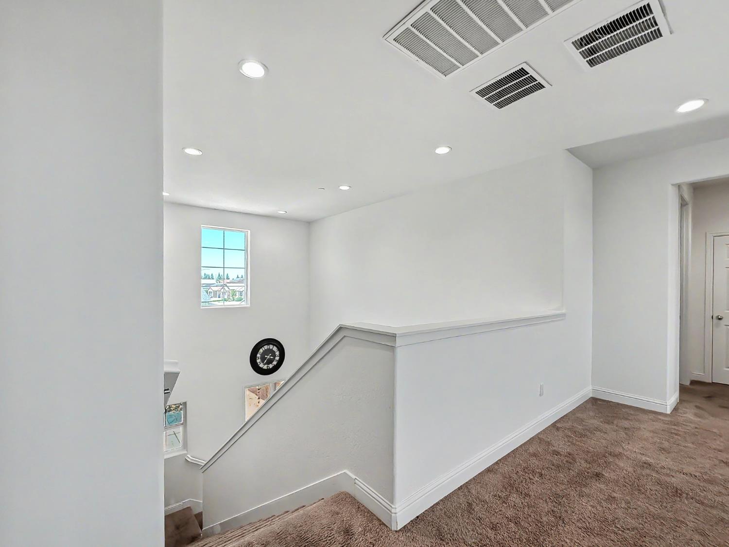 2698 N Arroyo Ave, Fresno, CA 93727