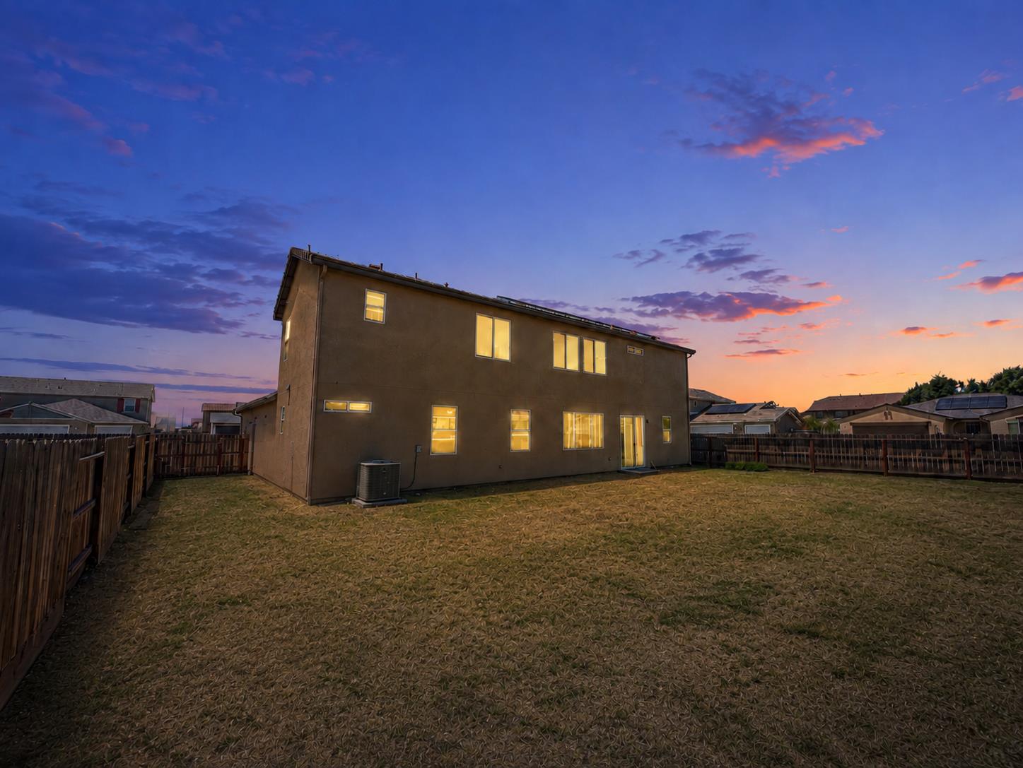 2698 N Arroyo Ave, Fresno, CA 93727