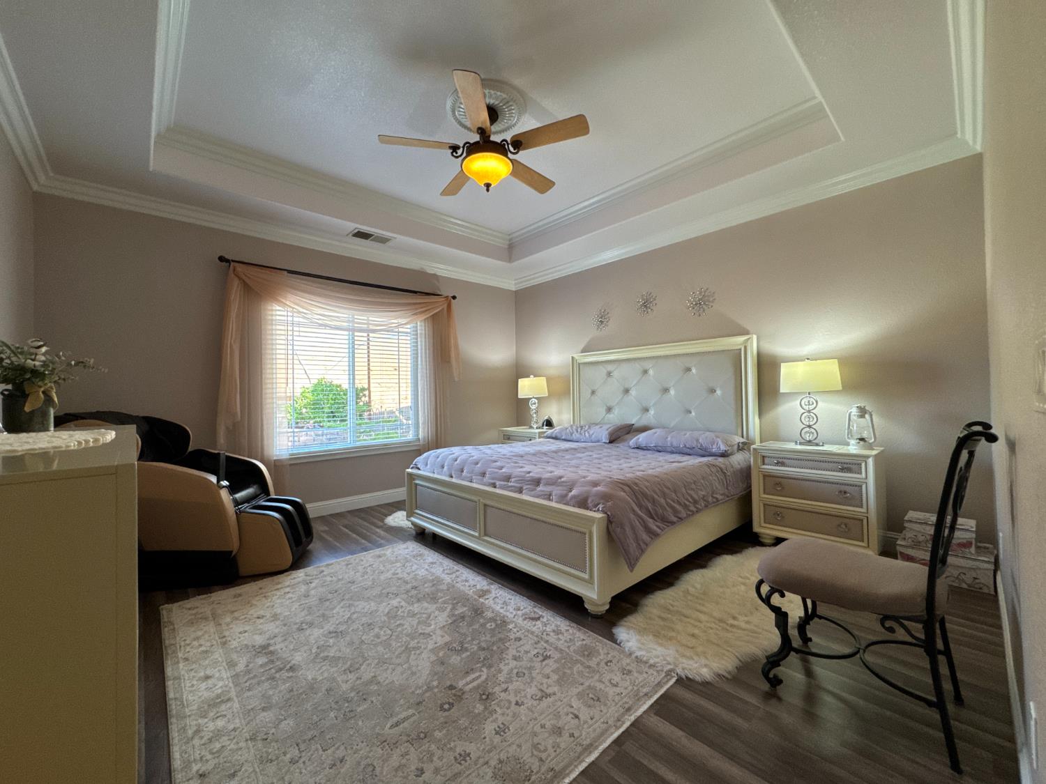 6276 Hilltop Dr, Sanger, CA 93657
