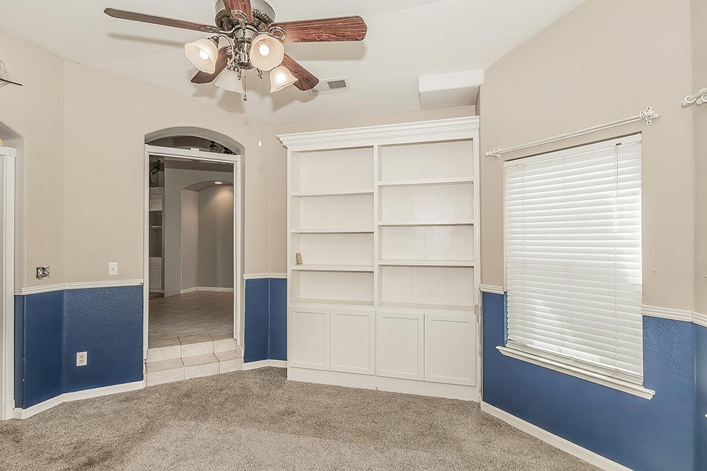 6589 E Michigan Ave, Fresno, CA 93727