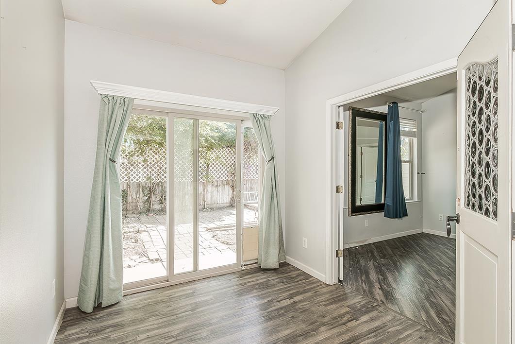 6589 E Michigan Ave, Fresno, CA 93727