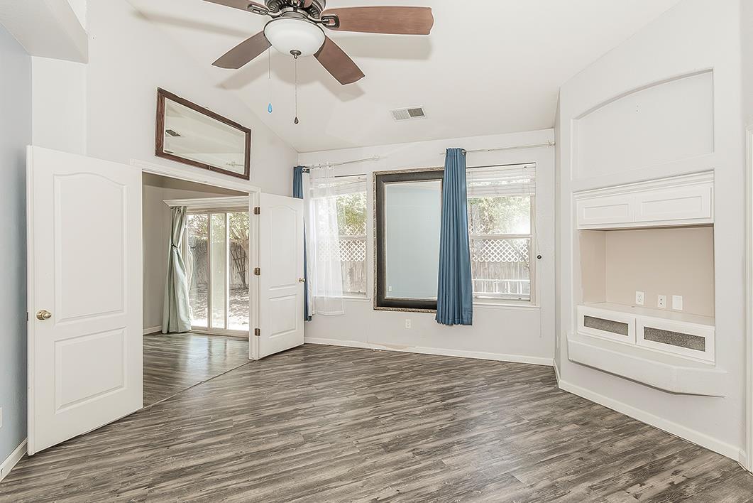 6589 E Michigan Ave, Fresno, CA 93727
