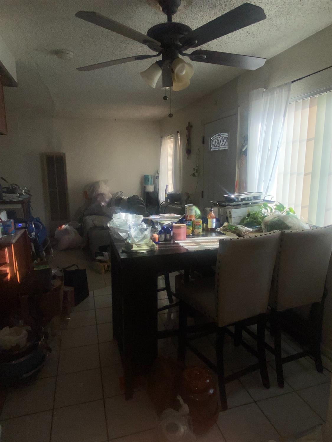 2037 S Hazelwood Blvd, Fresno, CA 93702