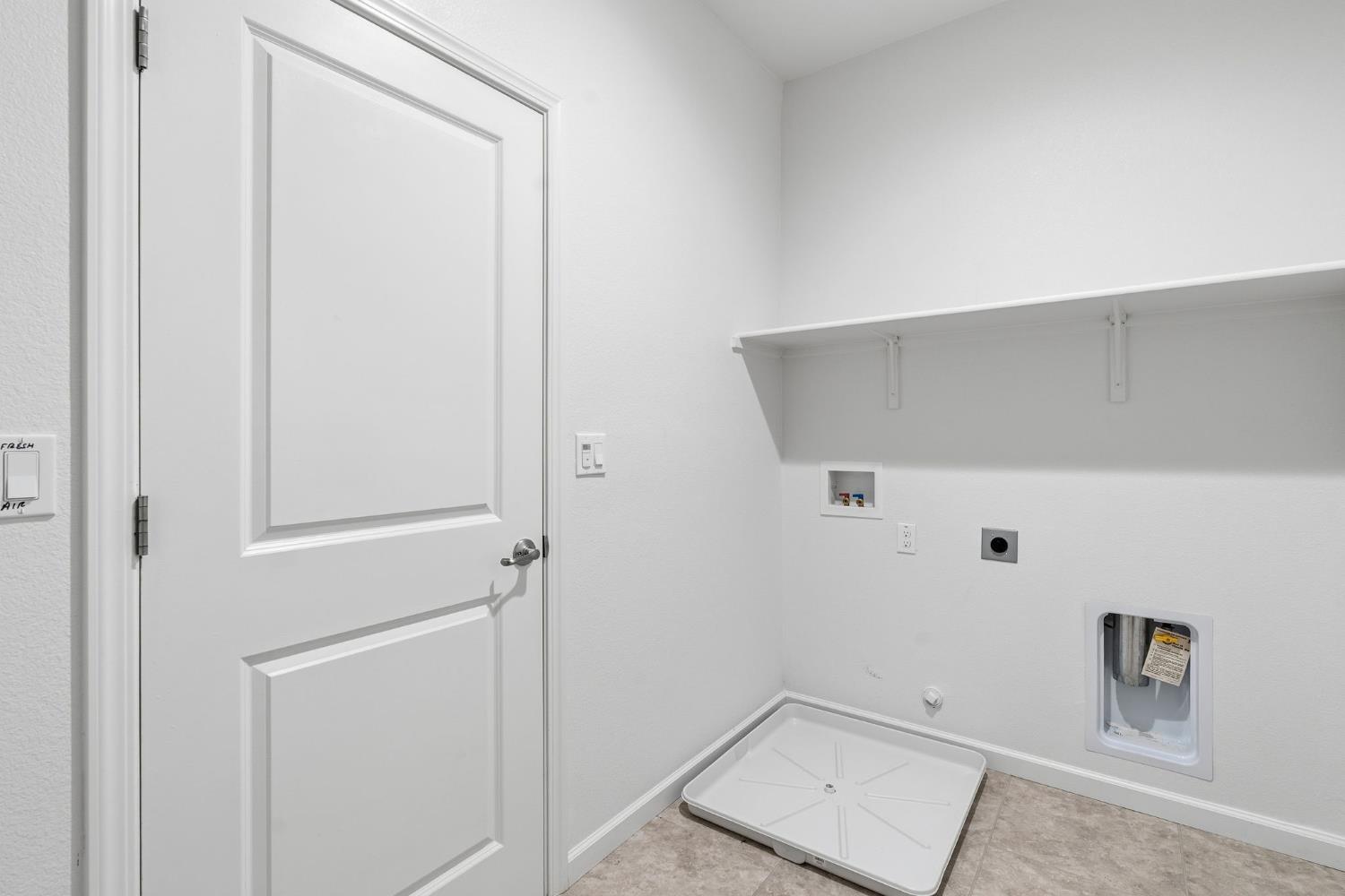 4322 Hillside Rd, Madera, CA 93636