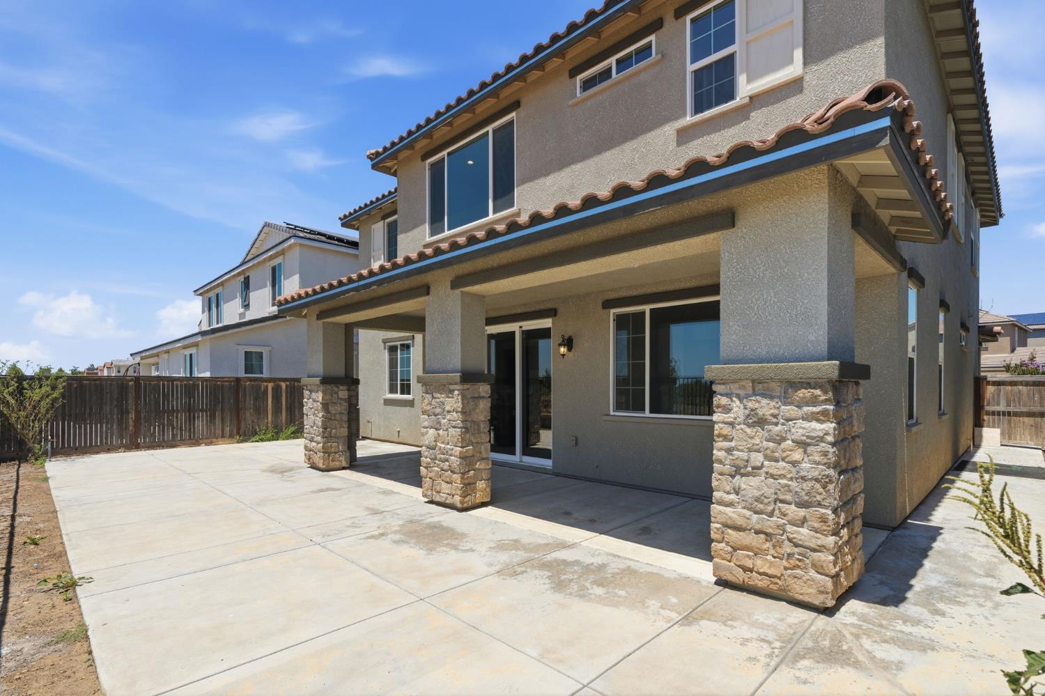 4322 Hillside Rd, Madera, CA 93636