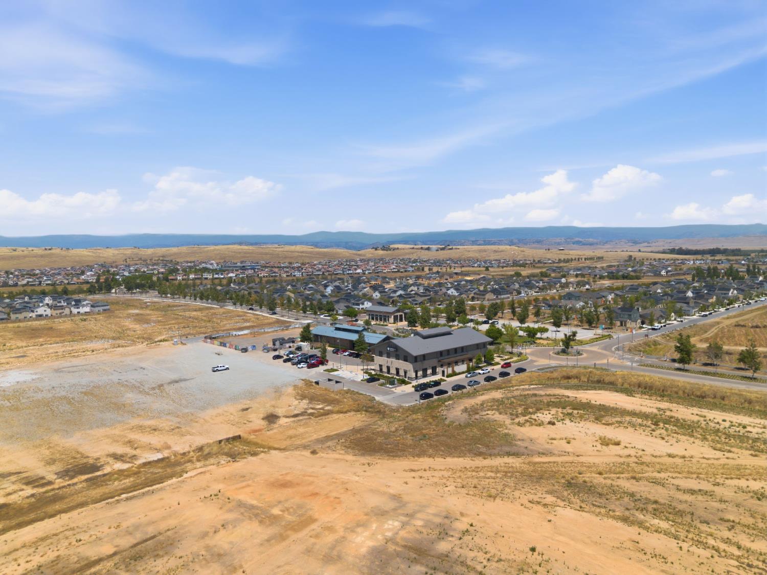 4322 Hillside Rd, Madera, CA 93636