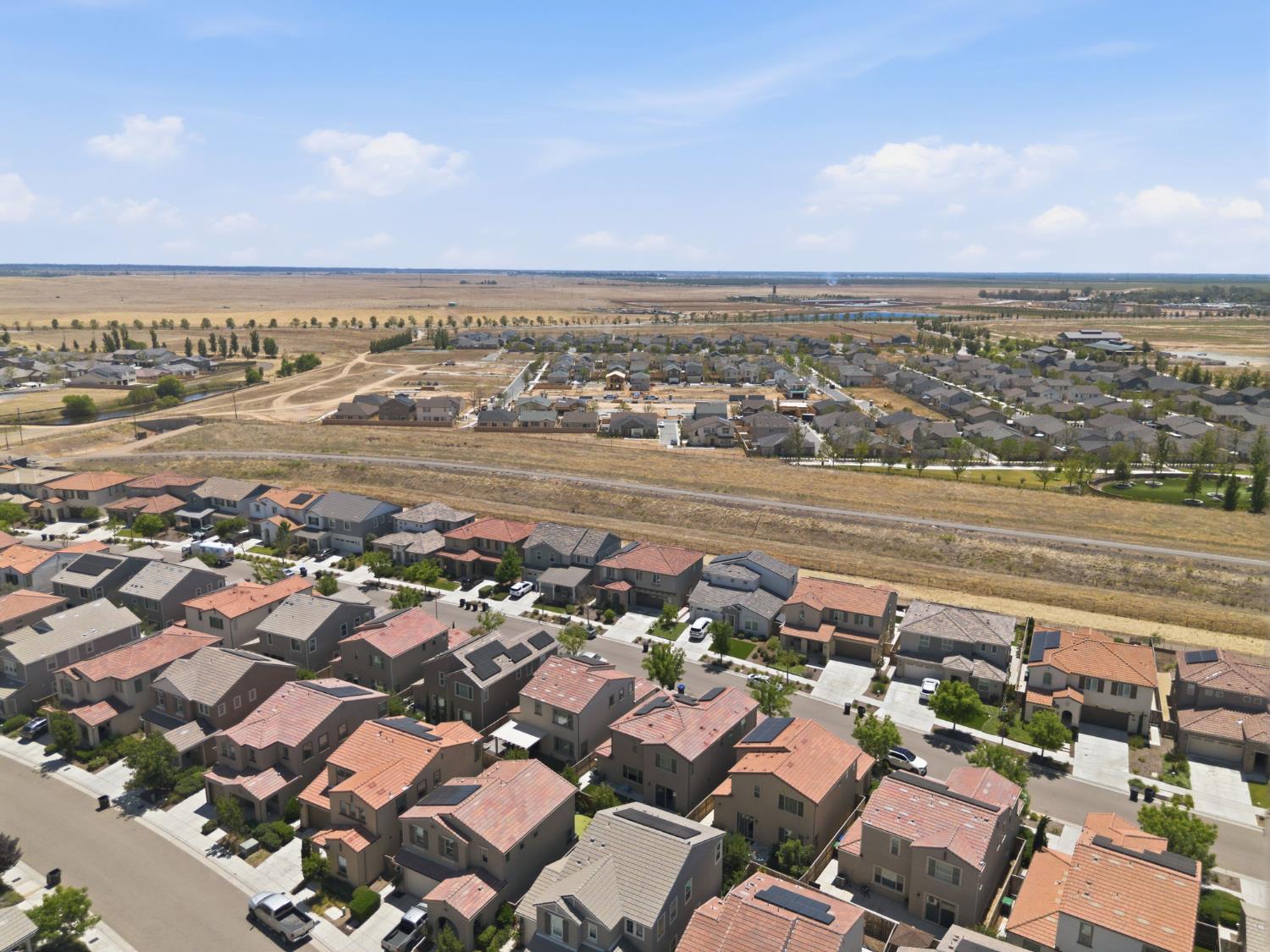 4322 Hillside Rd, Madera, CA 93636