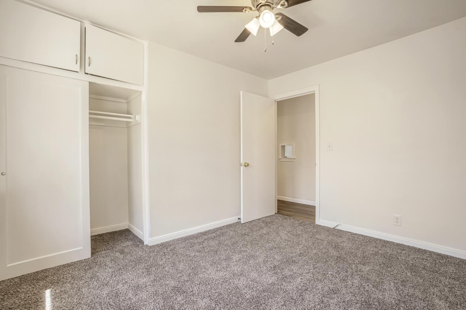 1422 W Flint Way, Fresno, CA 93705