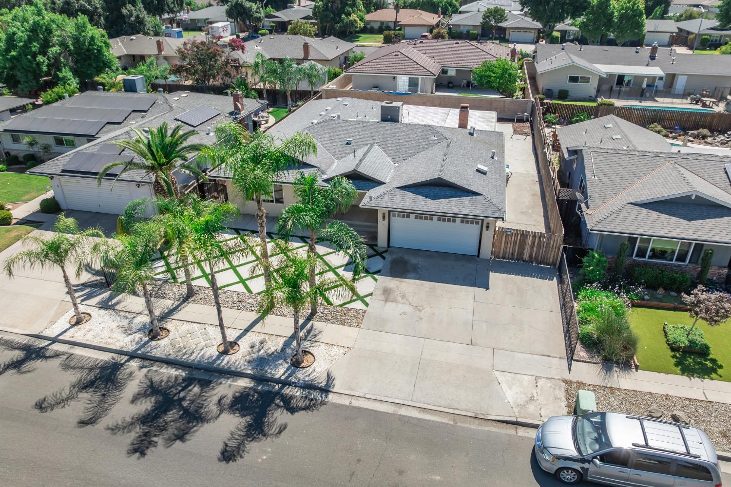 6552 N Augusta St, Fresno, CA 93710