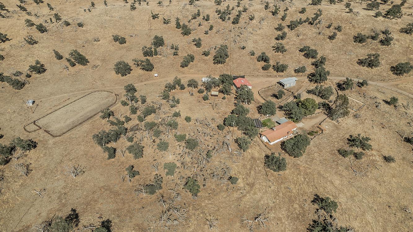 22085 Watts Valley Rd, Sanger, CA 93657