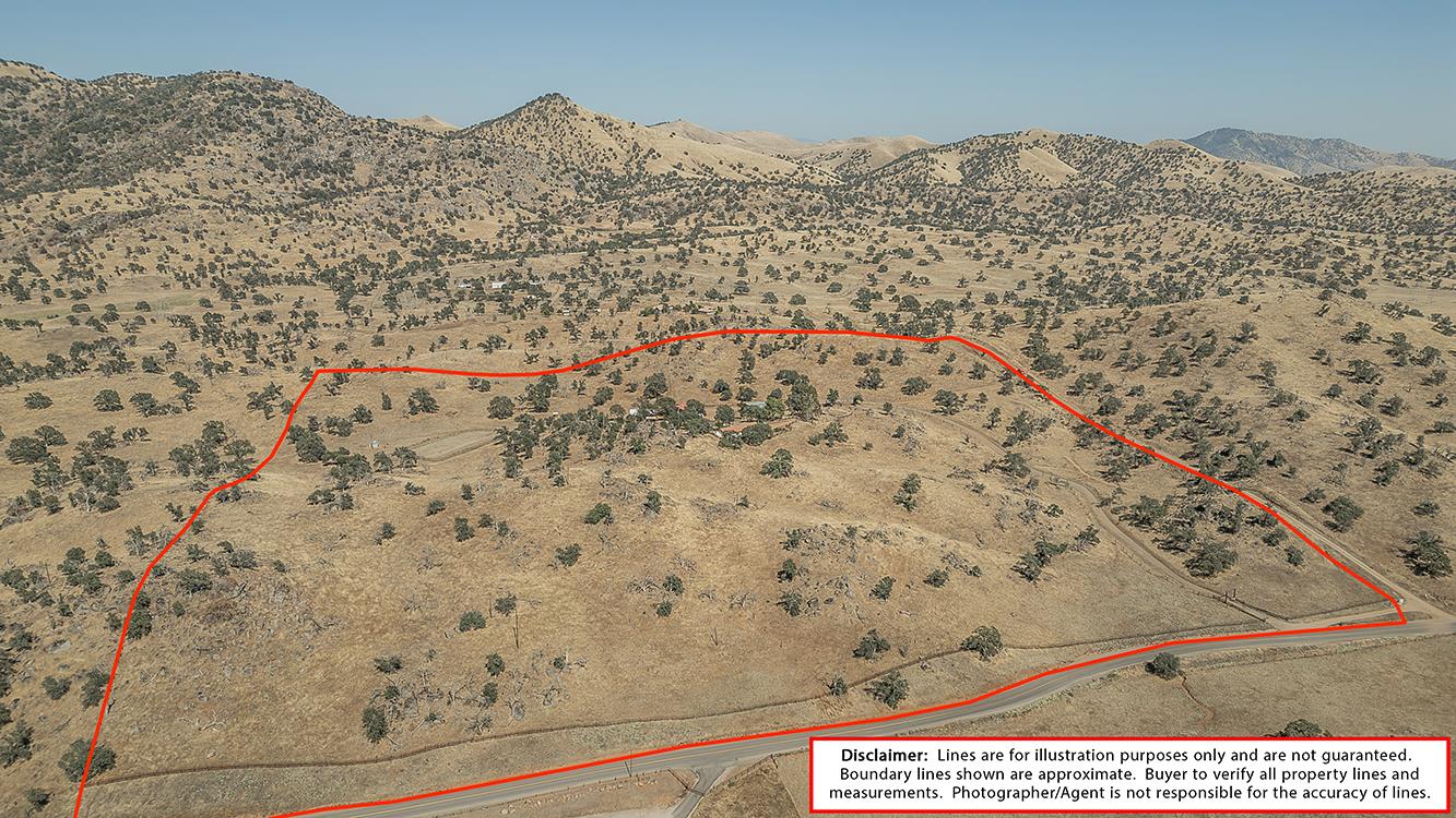 22085 Watts Valley Rd, Sanger, CA 93657