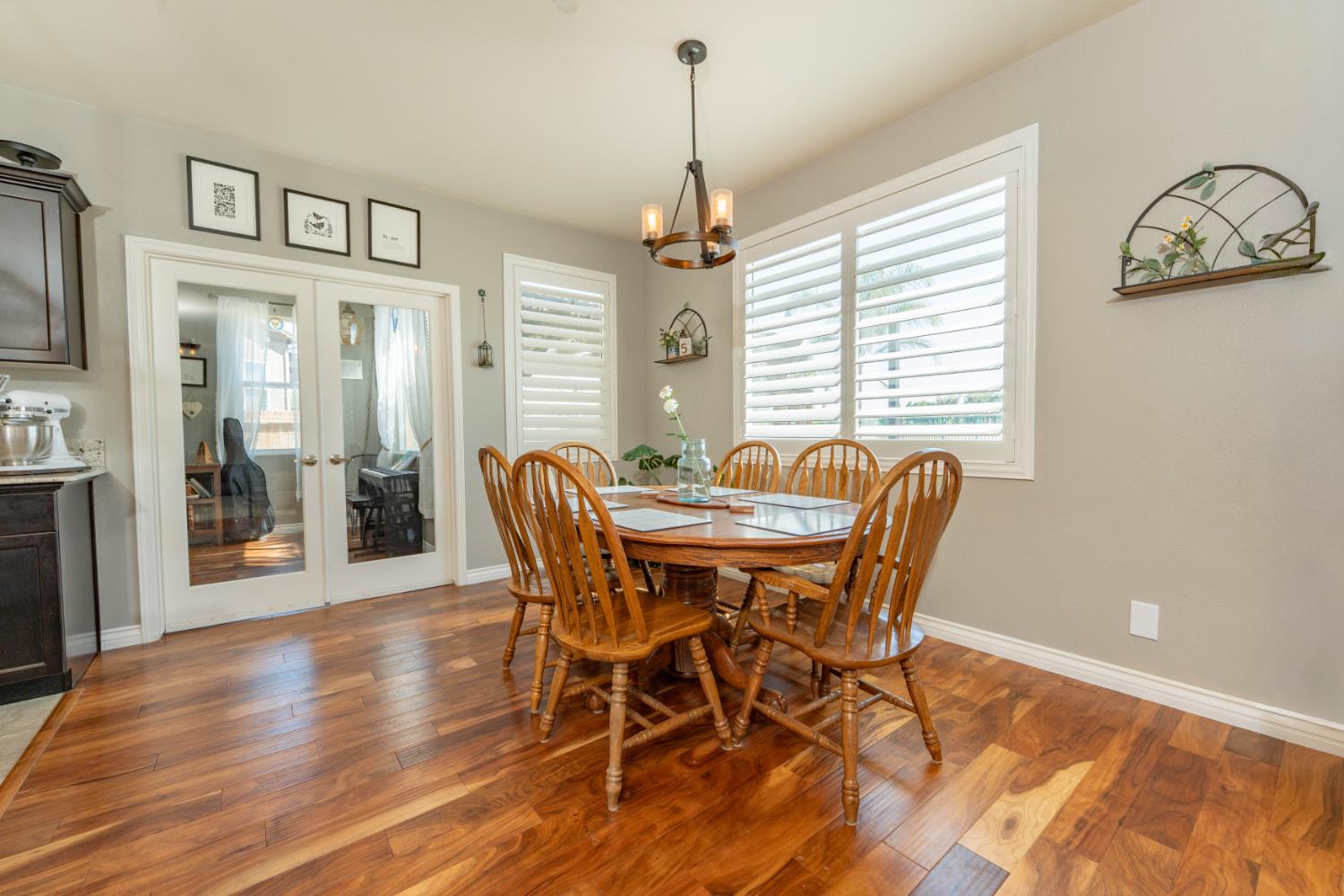 1128 Caddie Loop, Lemoore, CA 93245