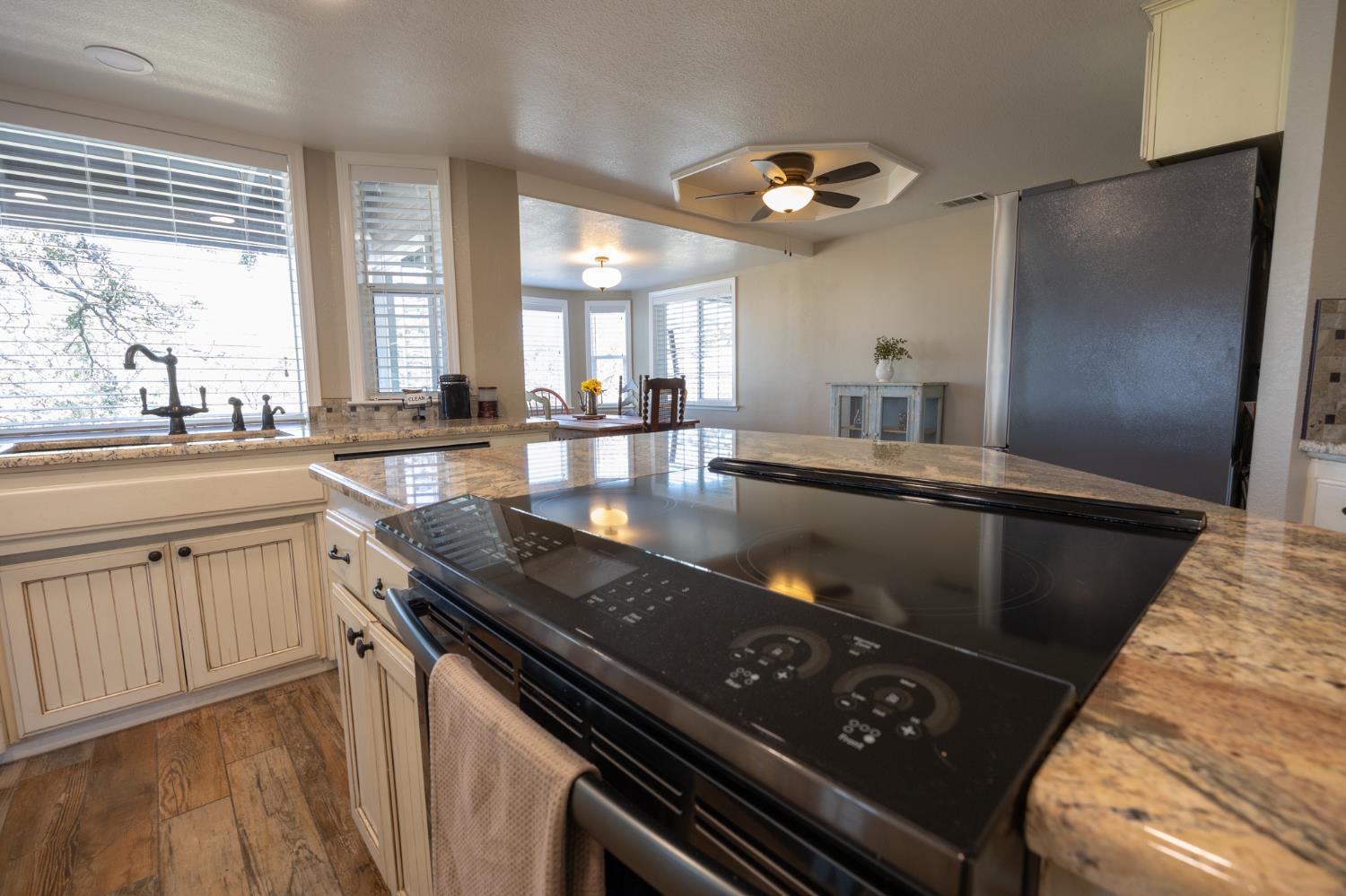 41101 Lilley Mountain Dr, Coarsegold, CA 93614
