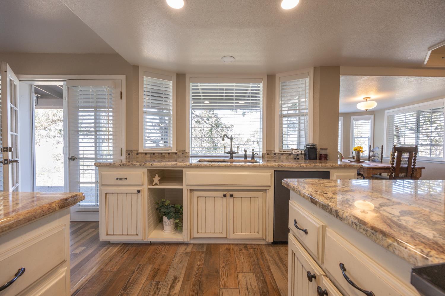 41101 Lilley Mountain Dr, Coarsegold, CA 93614