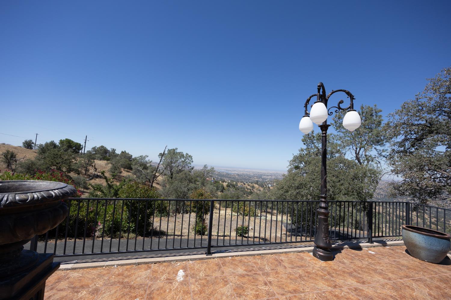 41101 Lilley Mountain Dr, Coarsegold, CA 93614