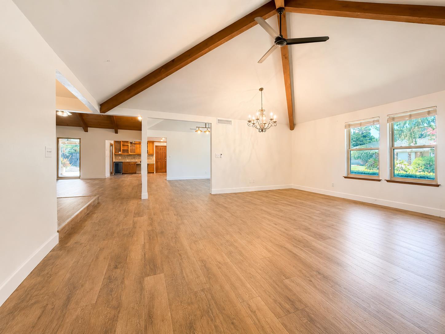 627 E Utah Ave, Fresno, CA 93720
