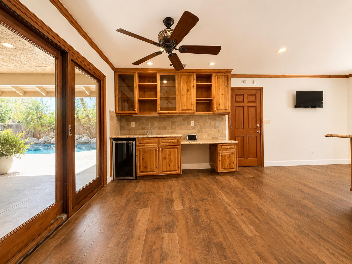 627 E Utah Ave, Fresno, CA 93720