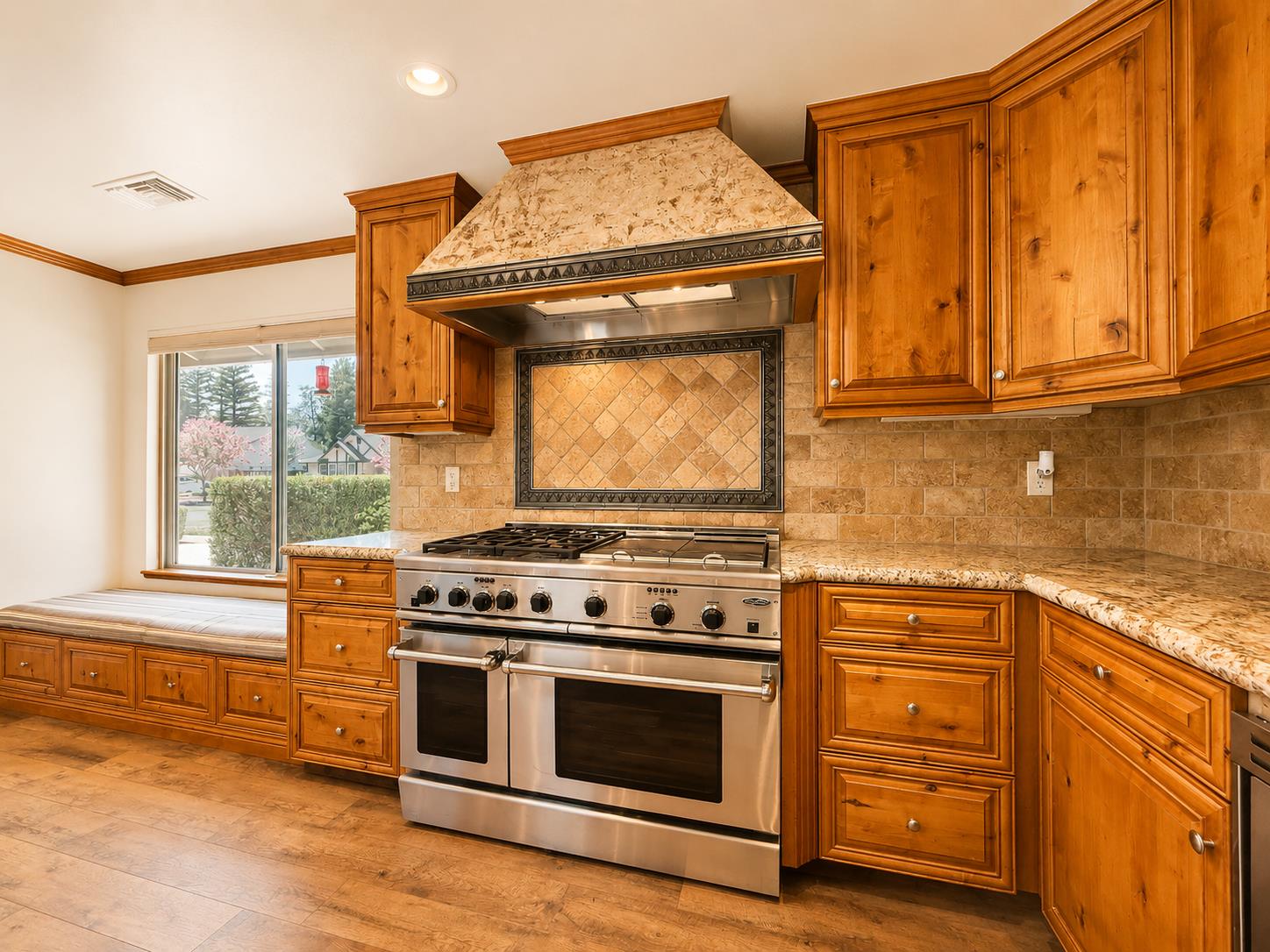 627 E Utah Ave, Fresno, CA 93720