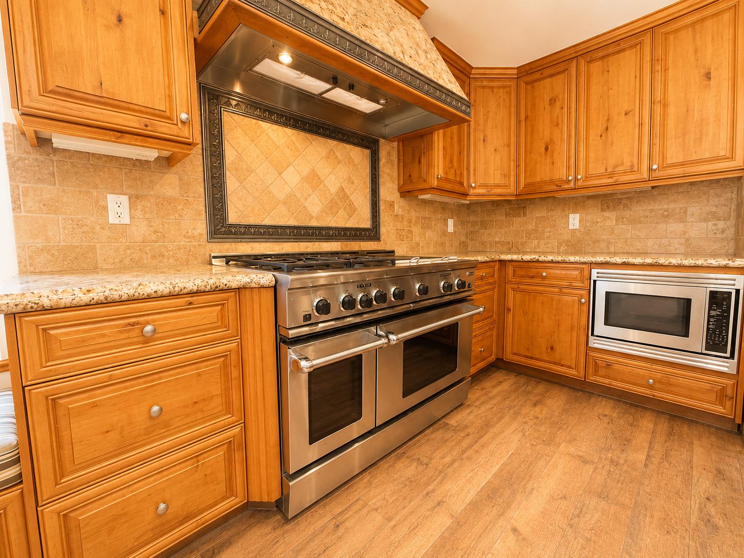 627 E Utah Ave, Fresno, CA 93720