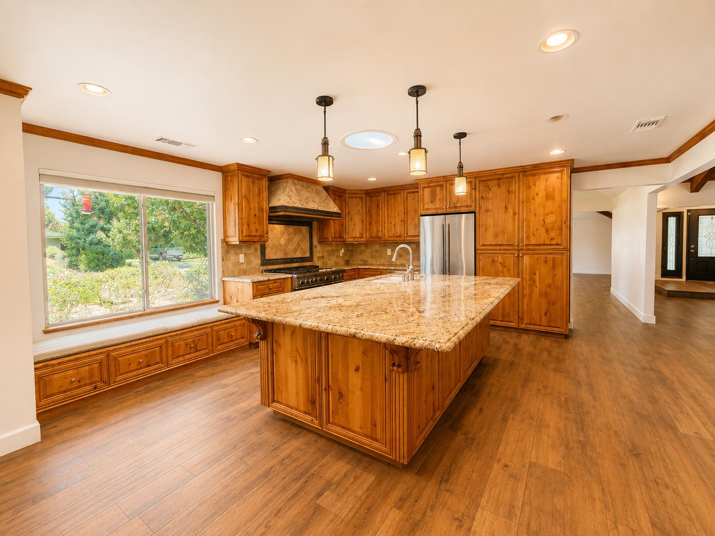 627 E Utah Ave, Fresno, CA 93720
