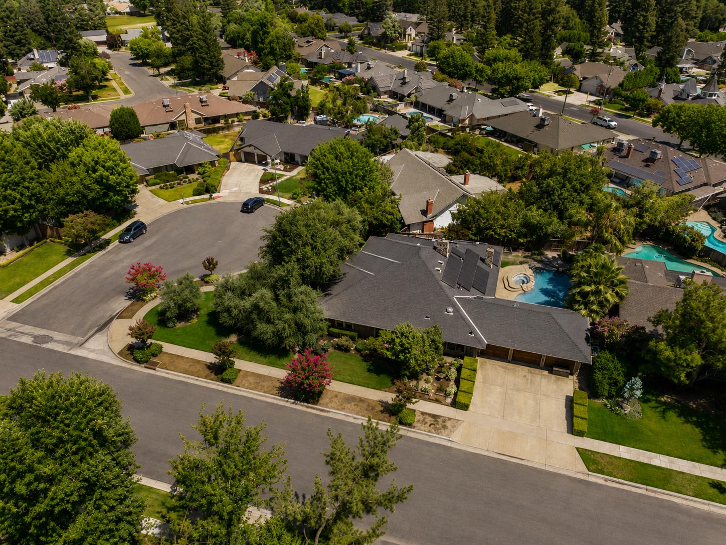 627 E Utah Ave, Fresno, CA 93720