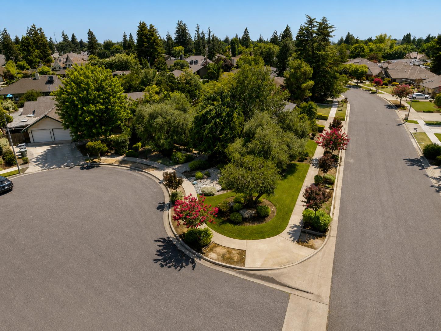 627 E Utah Ave, Fresno, CA 93720
