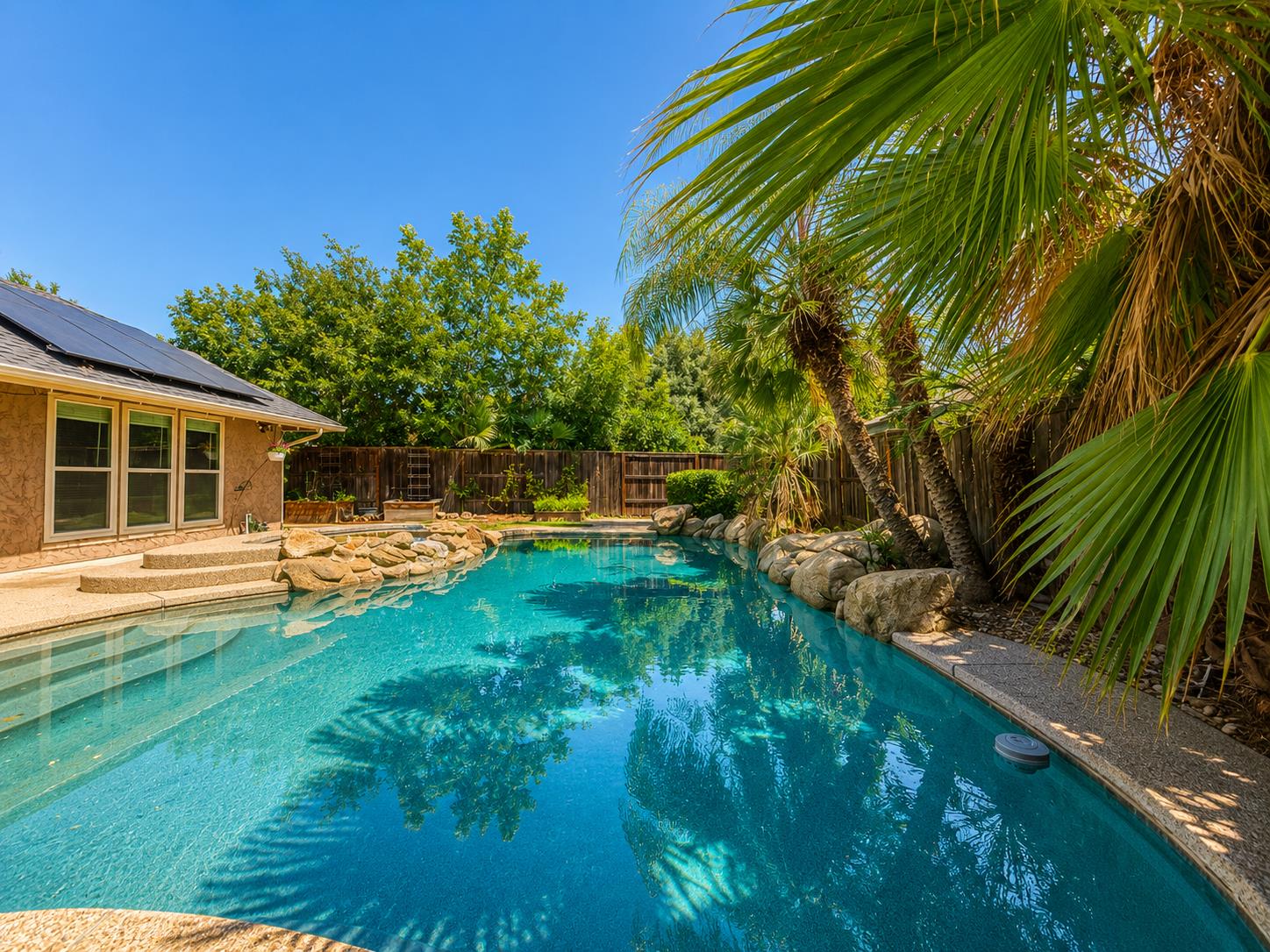 627 E Utah Ave, Fresno, CA 93720