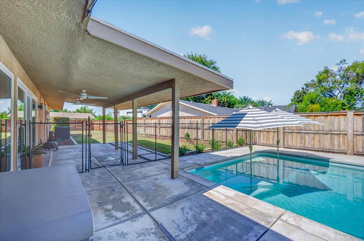 5507 N 6th St, Fresno, CA 93710
