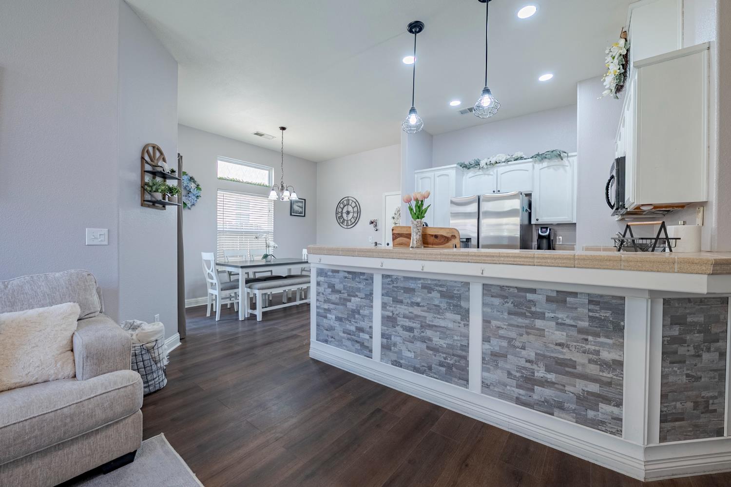 2657 Peanut, Madera, CA 93637