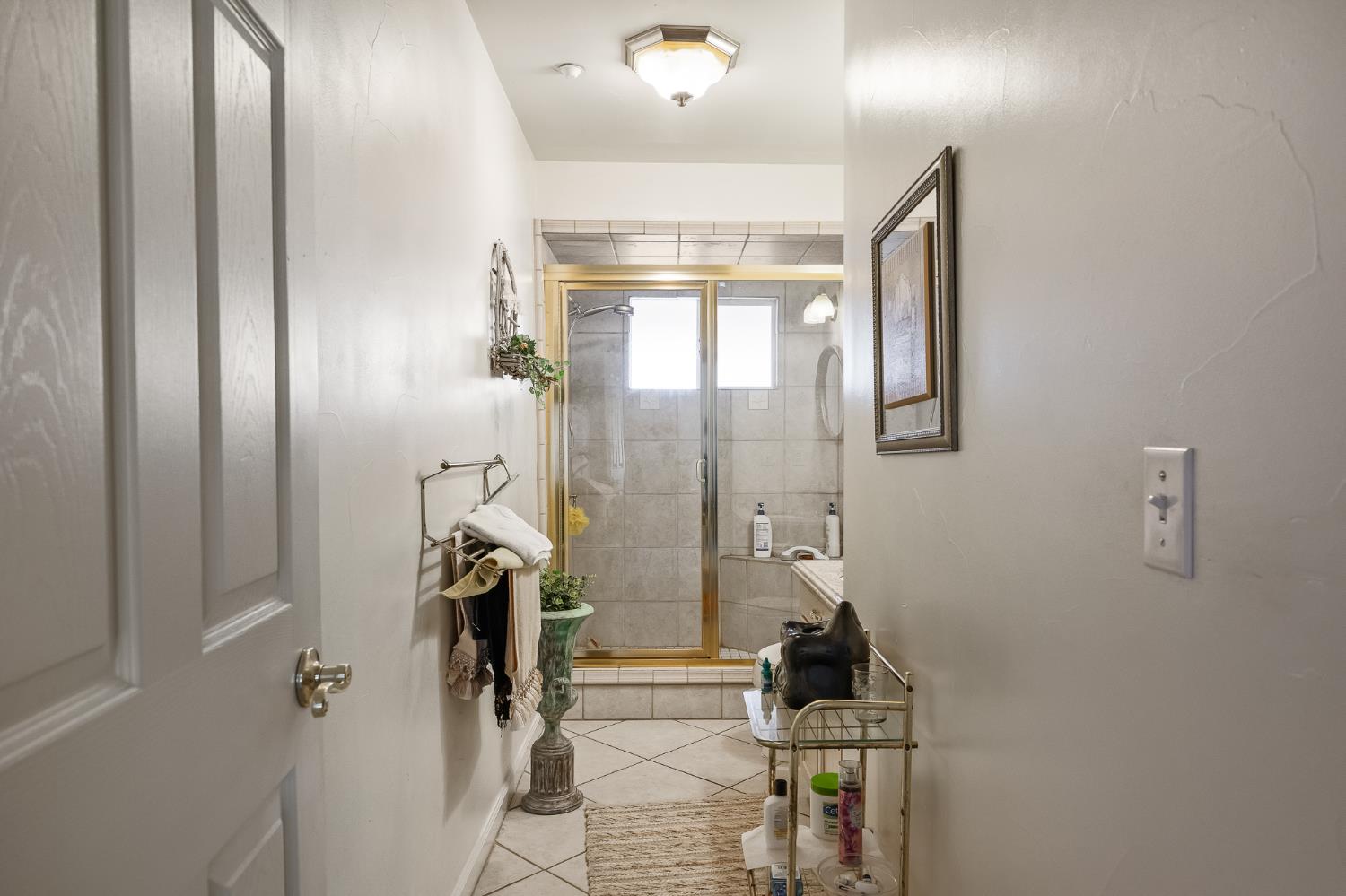 4924 N Arthur Ave, Fresno, CA 93705