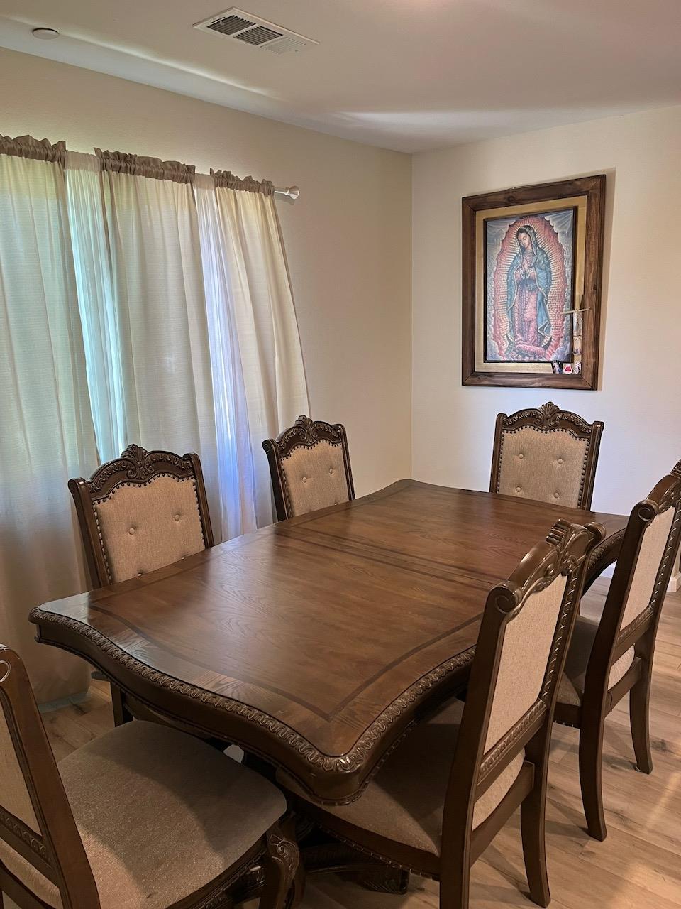 561 Fir Ave, Sanger, CA 93657