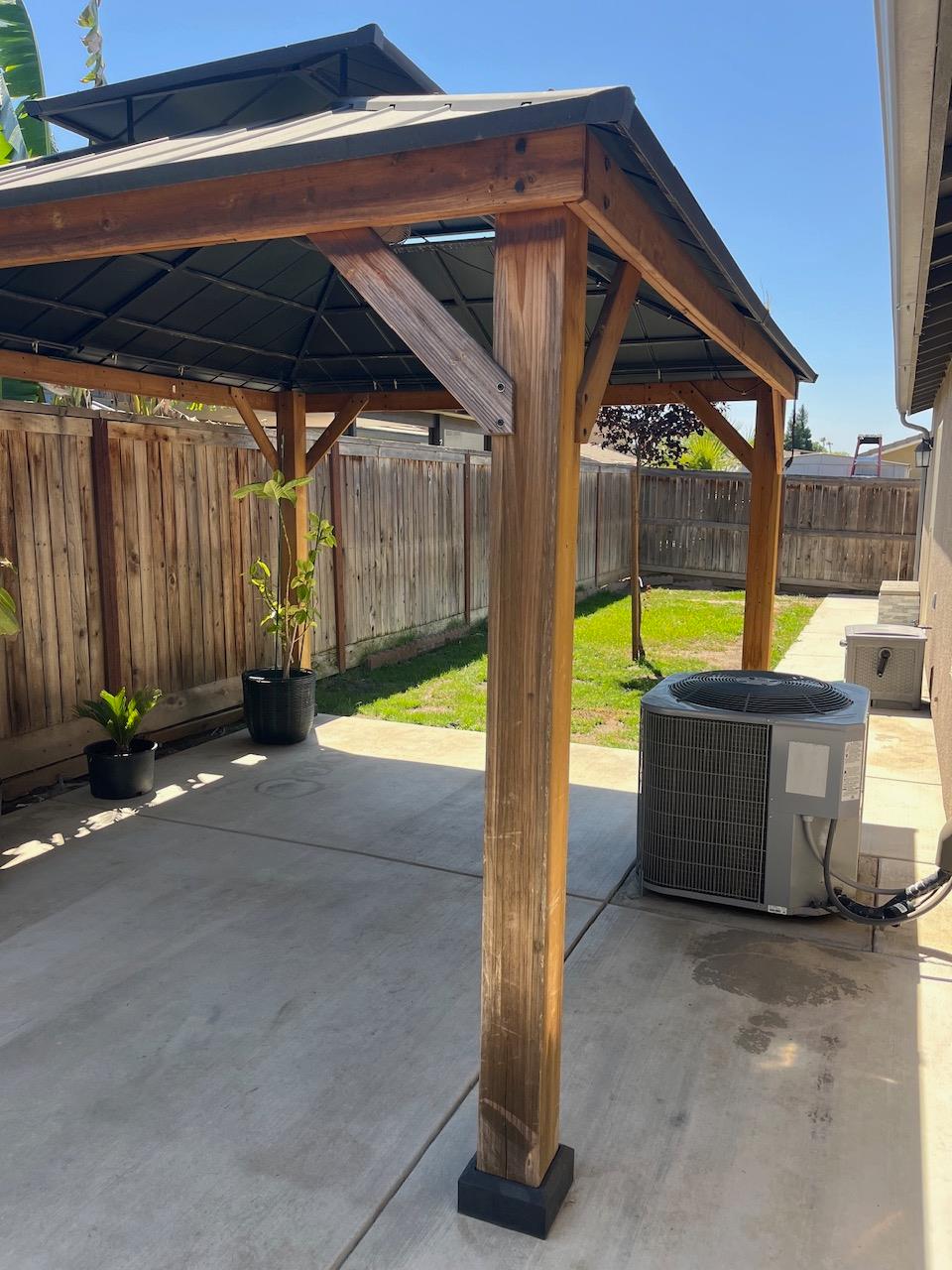 561 Fir Ave, Sanger, CA 93657
