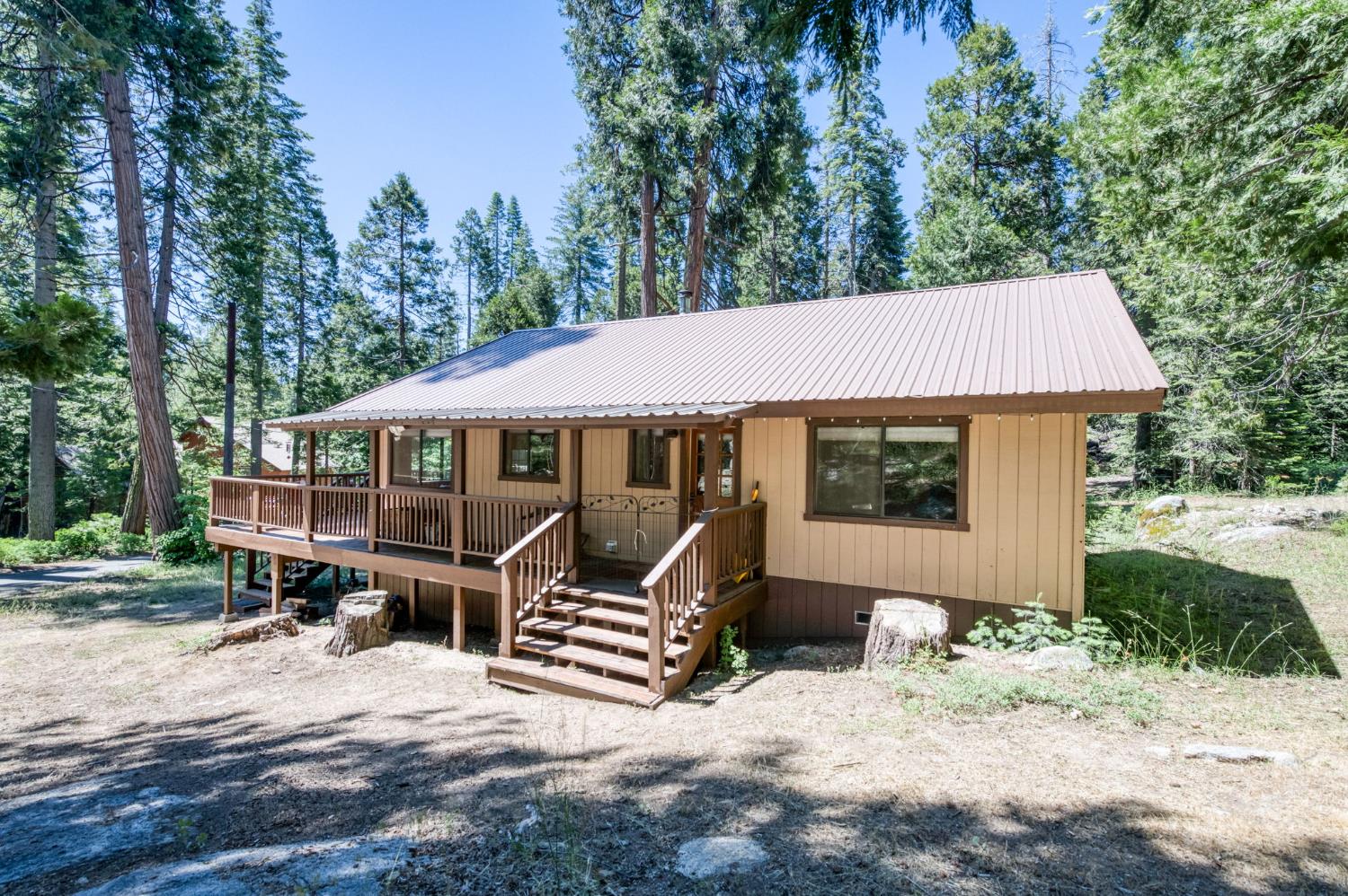 41962 Saddleback Rd, Shaver Lake, CA 93664
