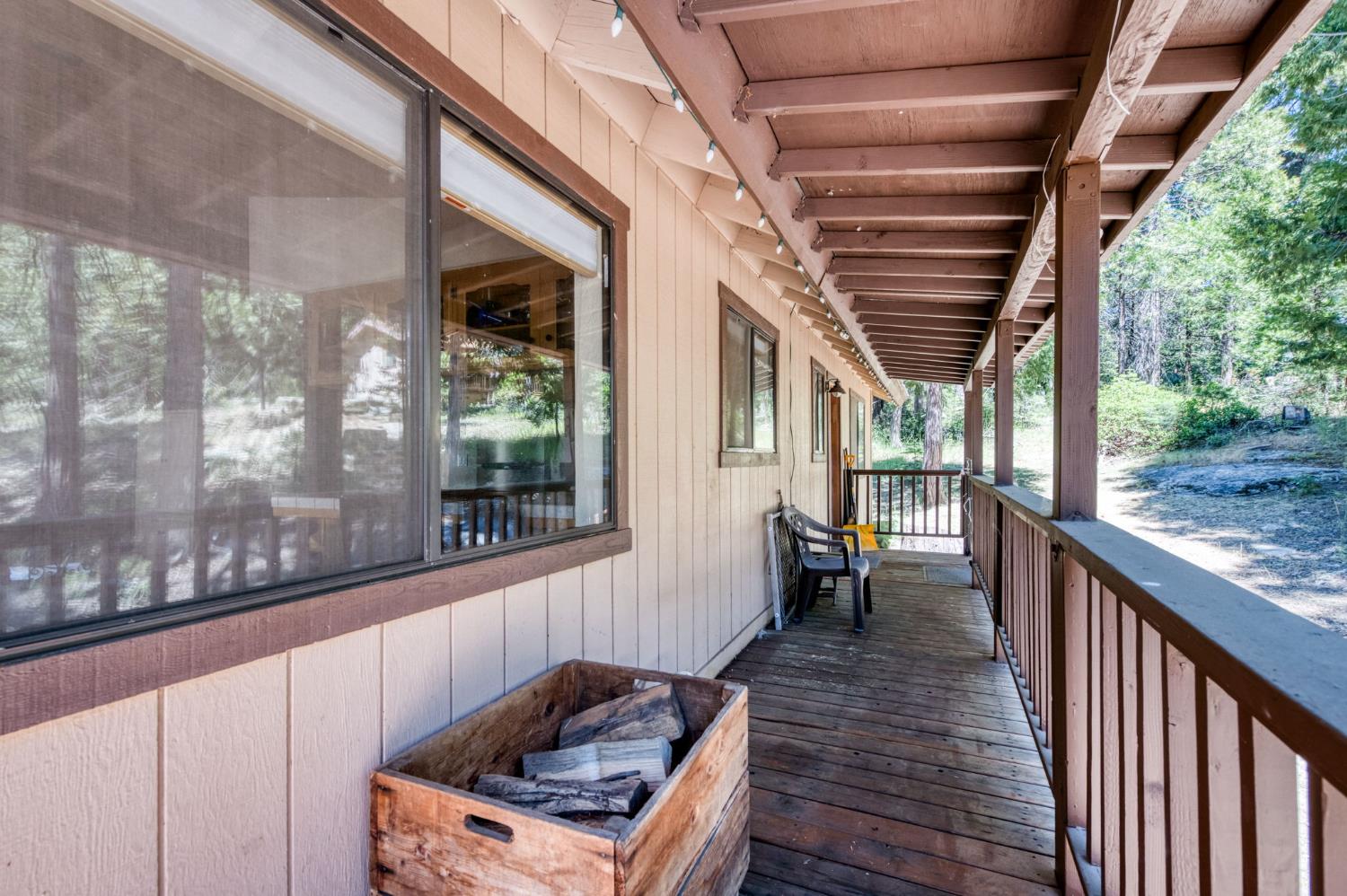 41962 Saddleback Rd, Shaver Lake, CA 93664