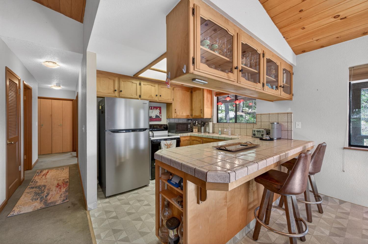 41962 Saddleback Rd, Shaver Lake, CA 93664