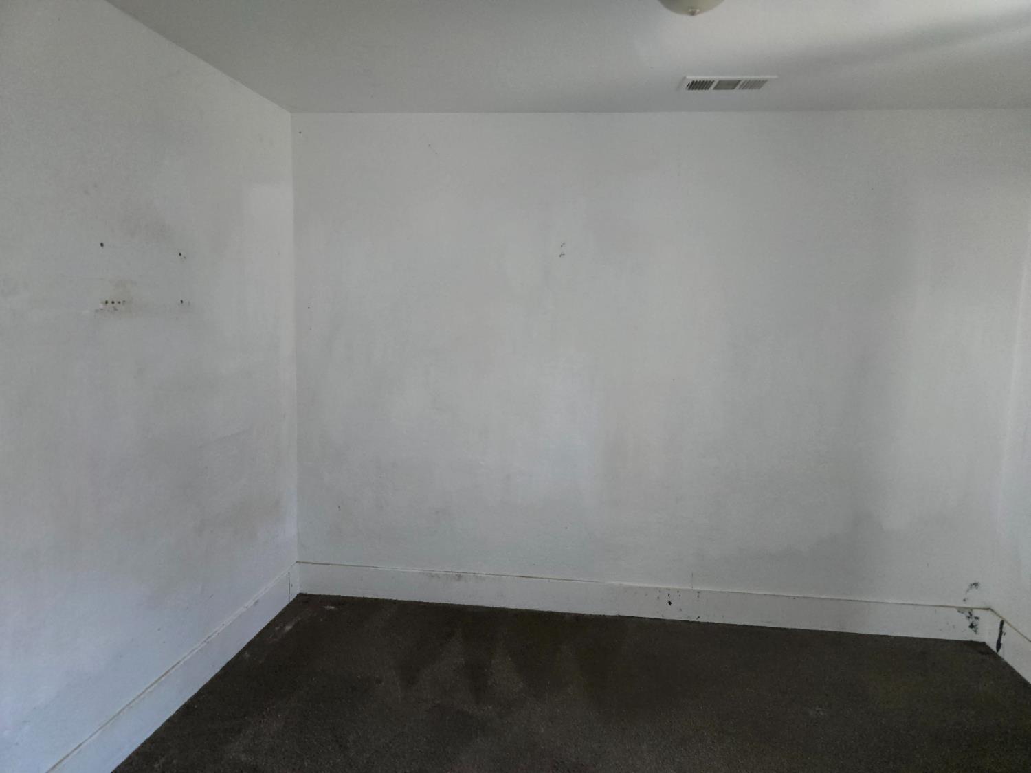 1426 E Patterson Ave, Fresno, CA 93728