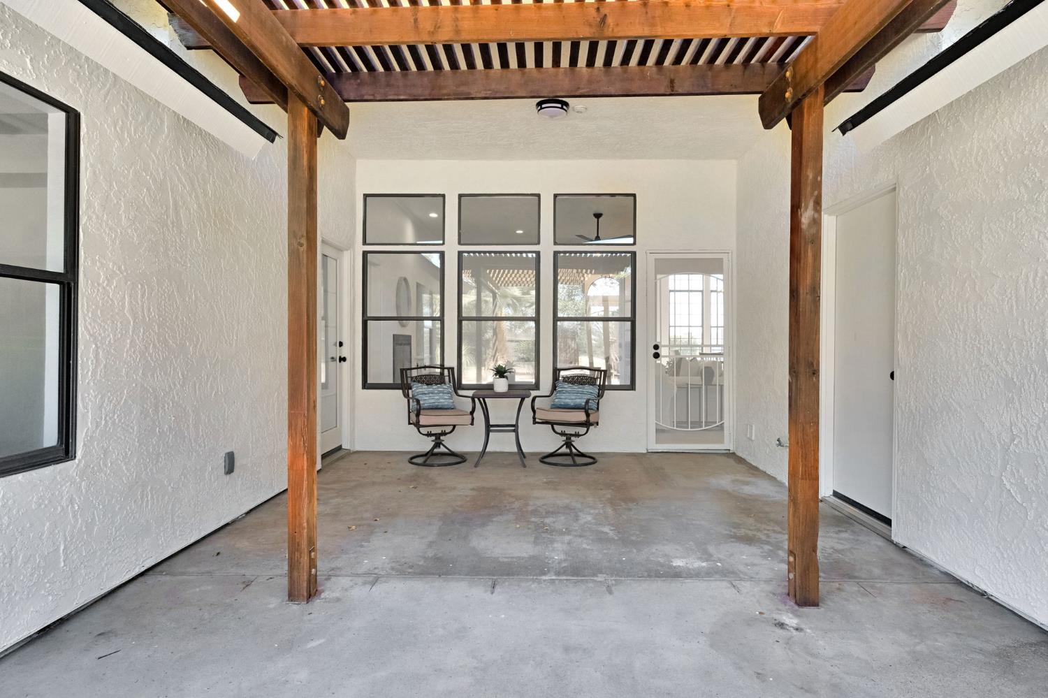 16936 Karen Rd, Madera, CA 93636