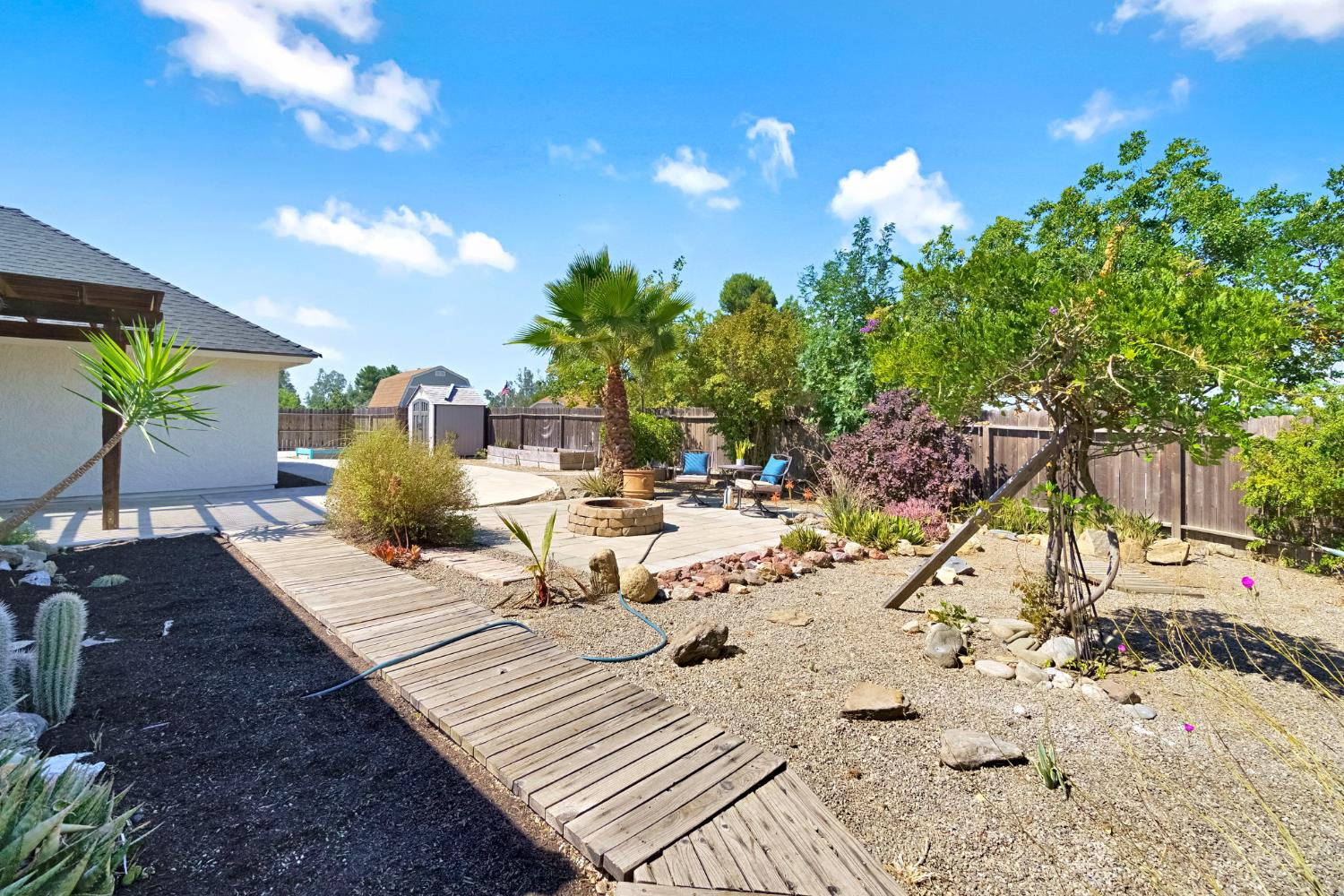 16936 Karen Rd, Madera, CA 93636