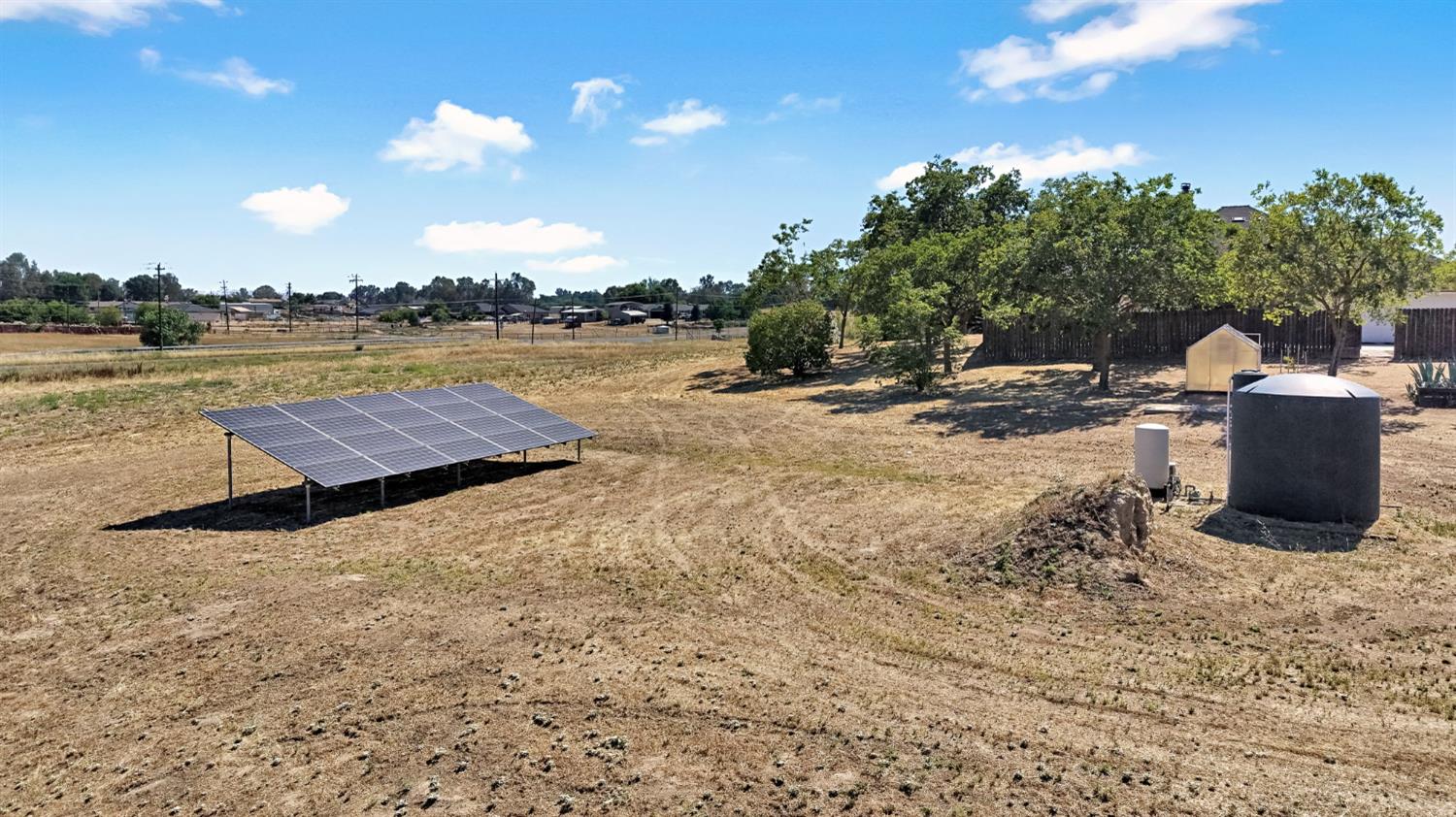 16936 Karen Rd, Madera, CA 93636