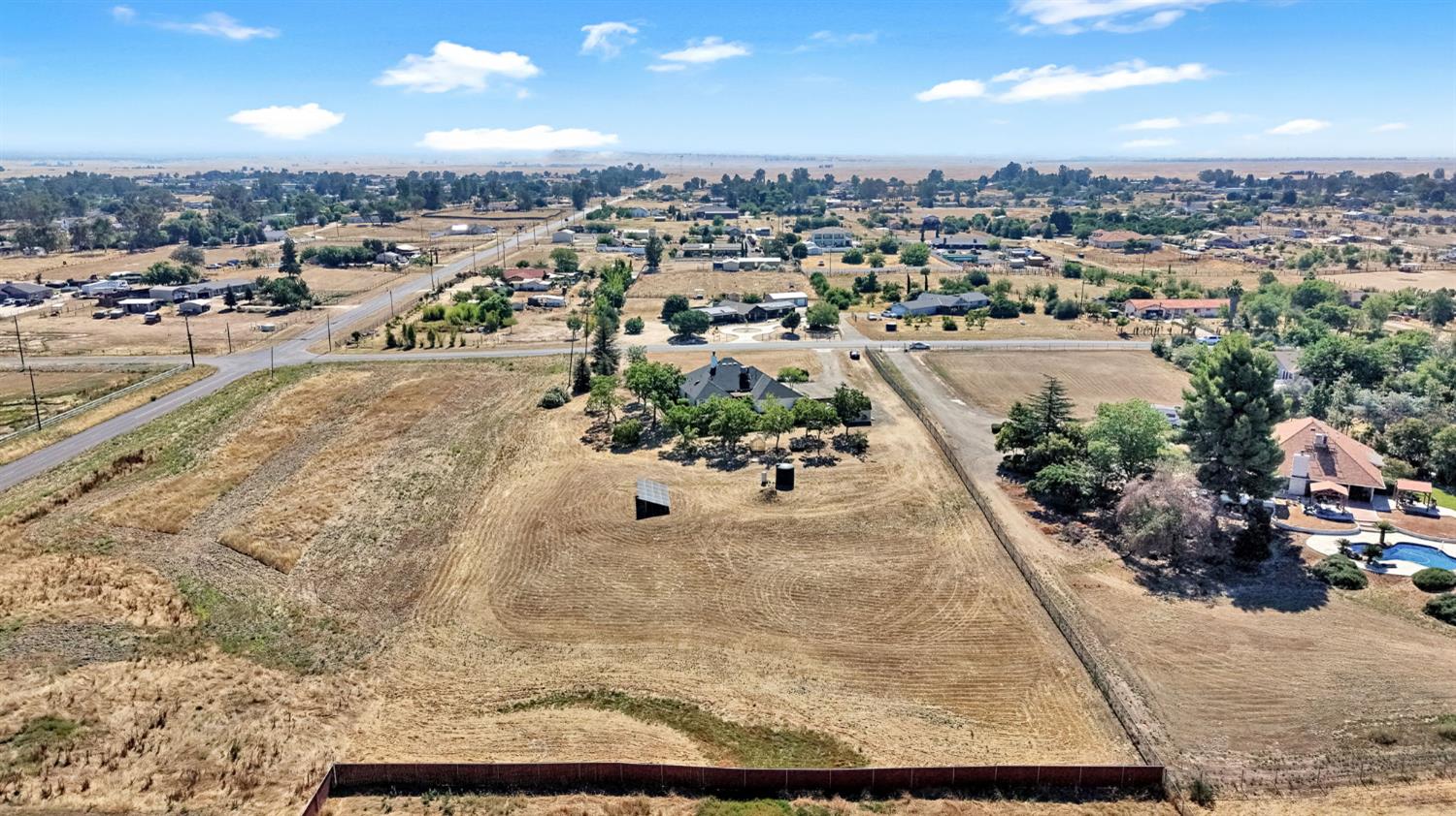 16936 Karen Rd, Madera, CA 93636