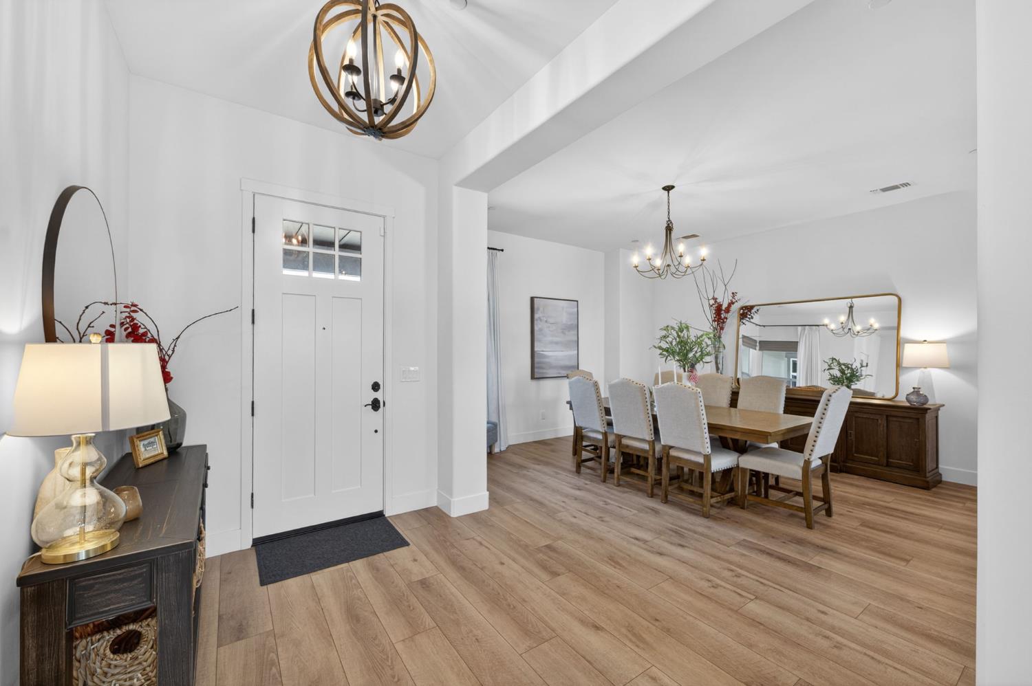1715 N Renn Ave, Clovis, CA 93619