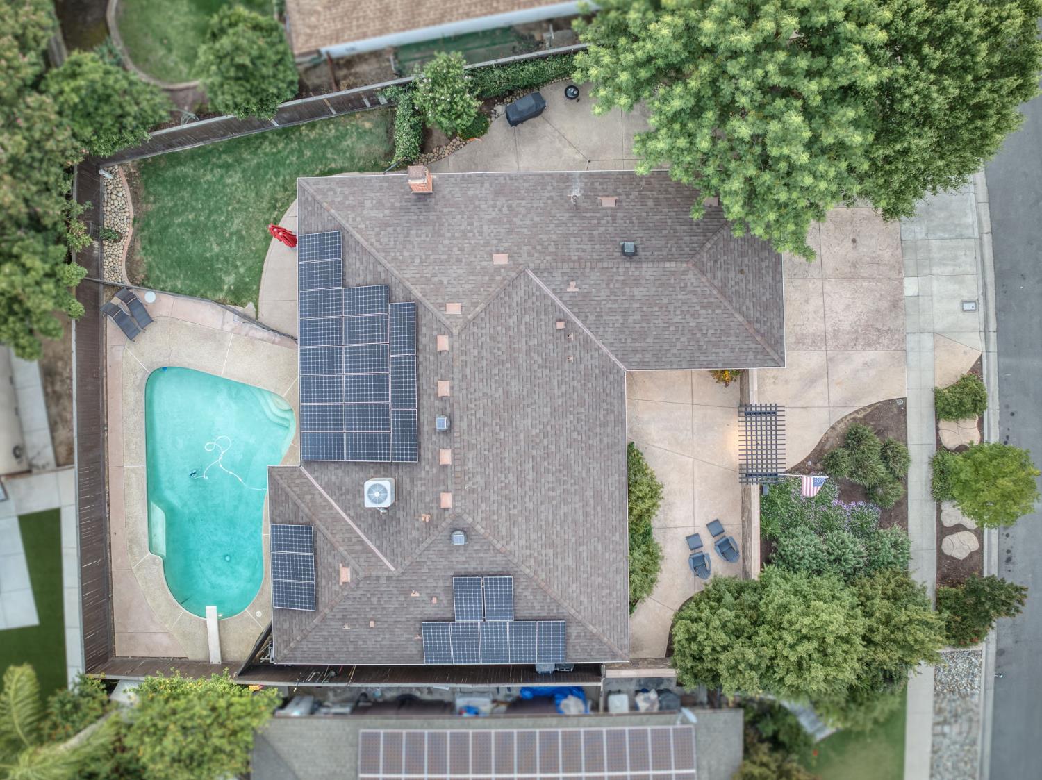 2515 E Los Altos Ave, Fresno, CA 93710