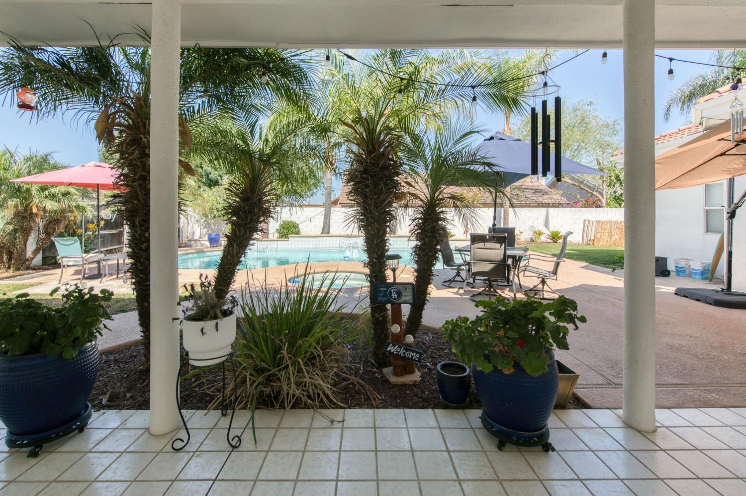 2479 Cabrillo Ct, Hanford, CA 93230
