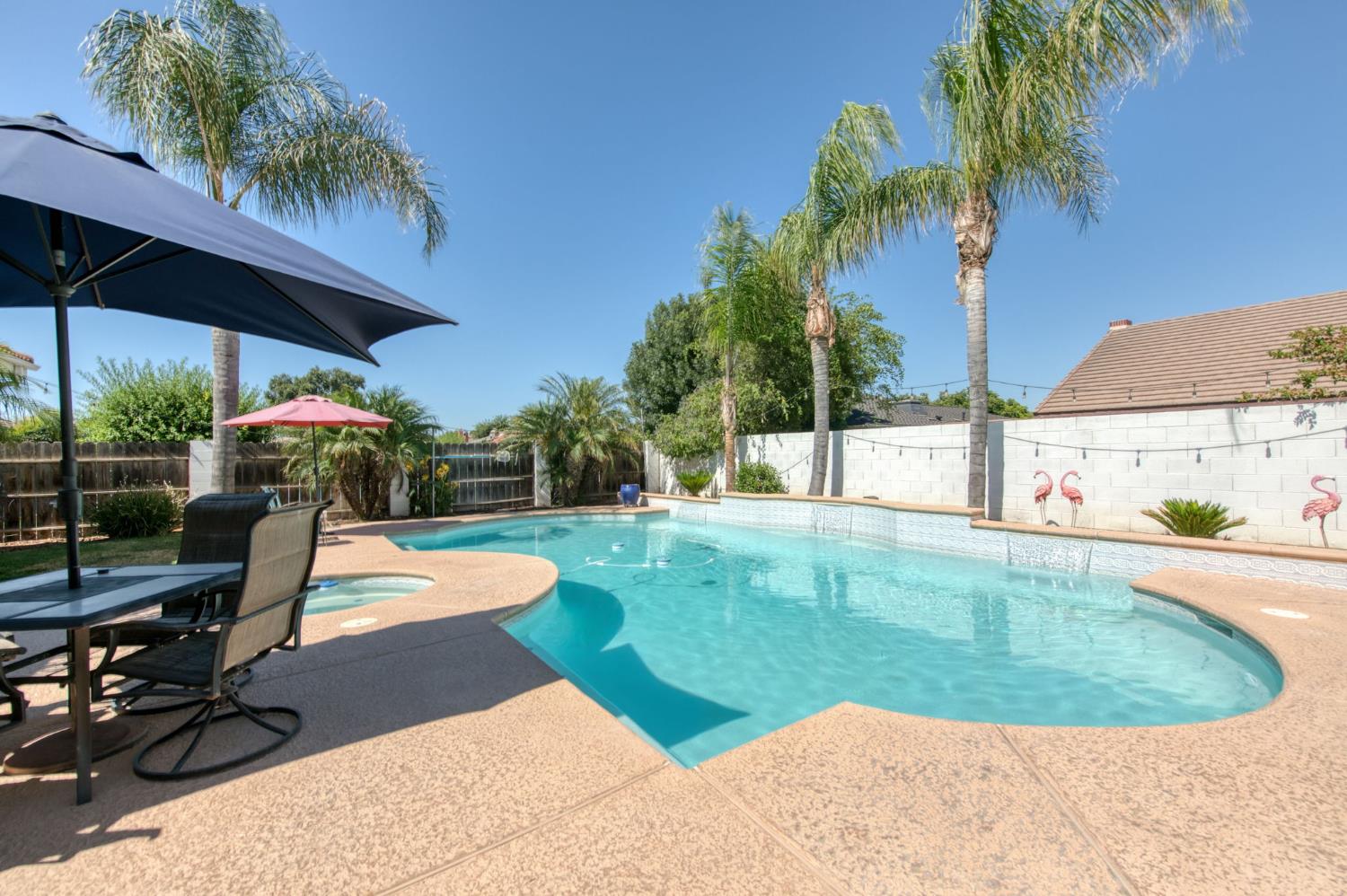 2479 Cabrillo Ct, Hanford, CA 93230