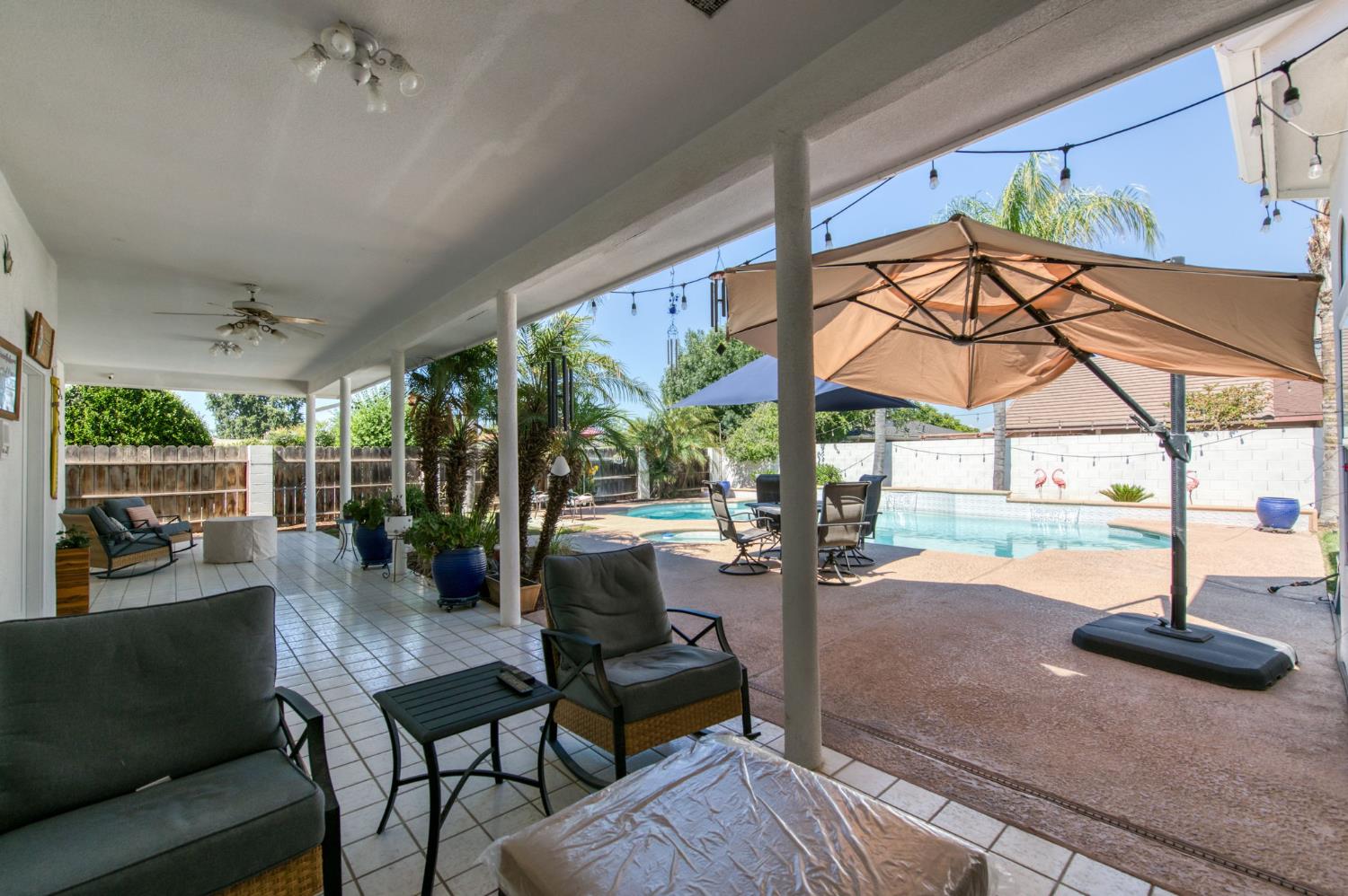 2479 Cabrillo Ct, Hanford, CA 93230