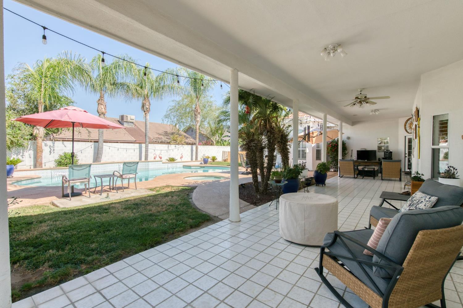 2479 Cabrillo Ct, Hanford, CA 93230