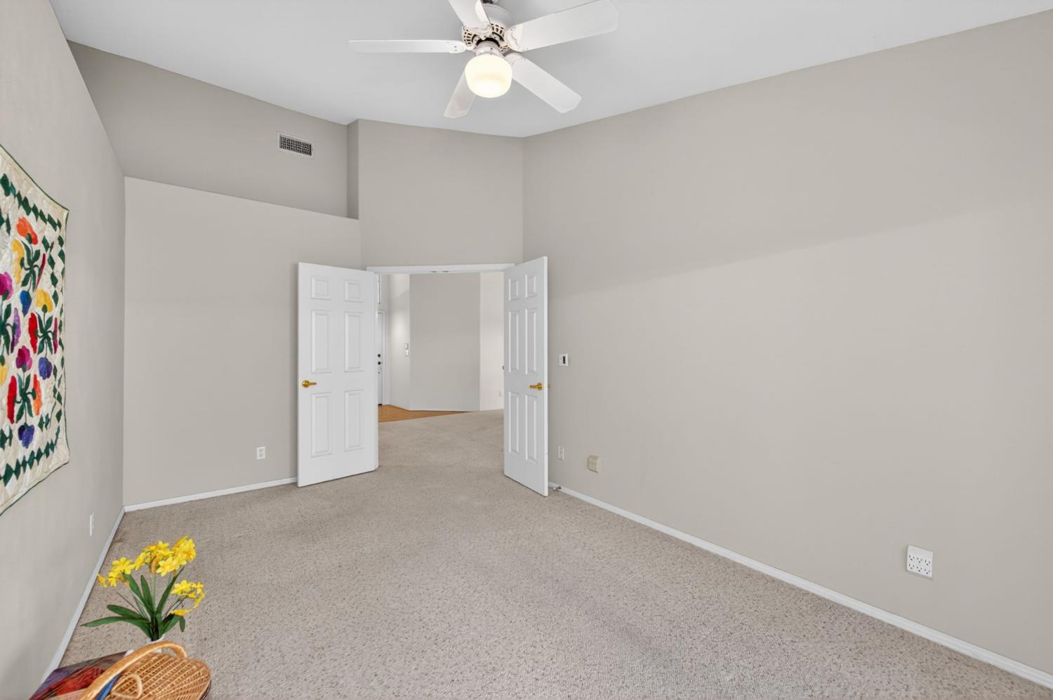 9150 N Red Lion Dr, Fresno, CA 93720
