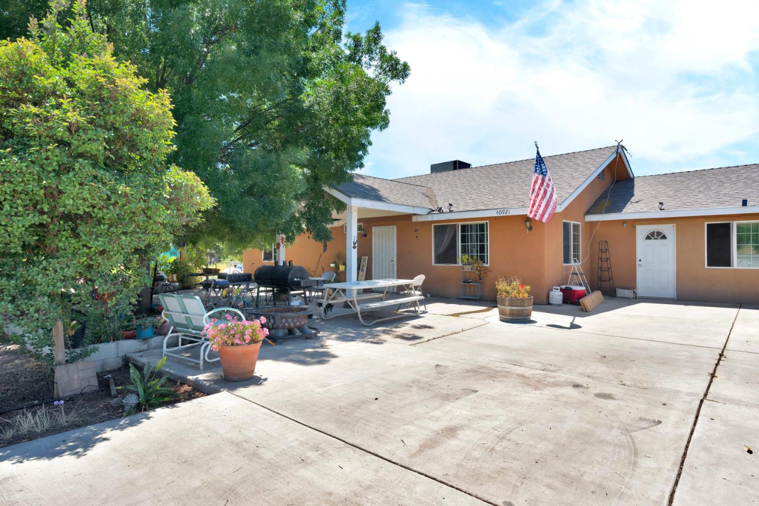 40921 Road 150, Orosi, CA 93647