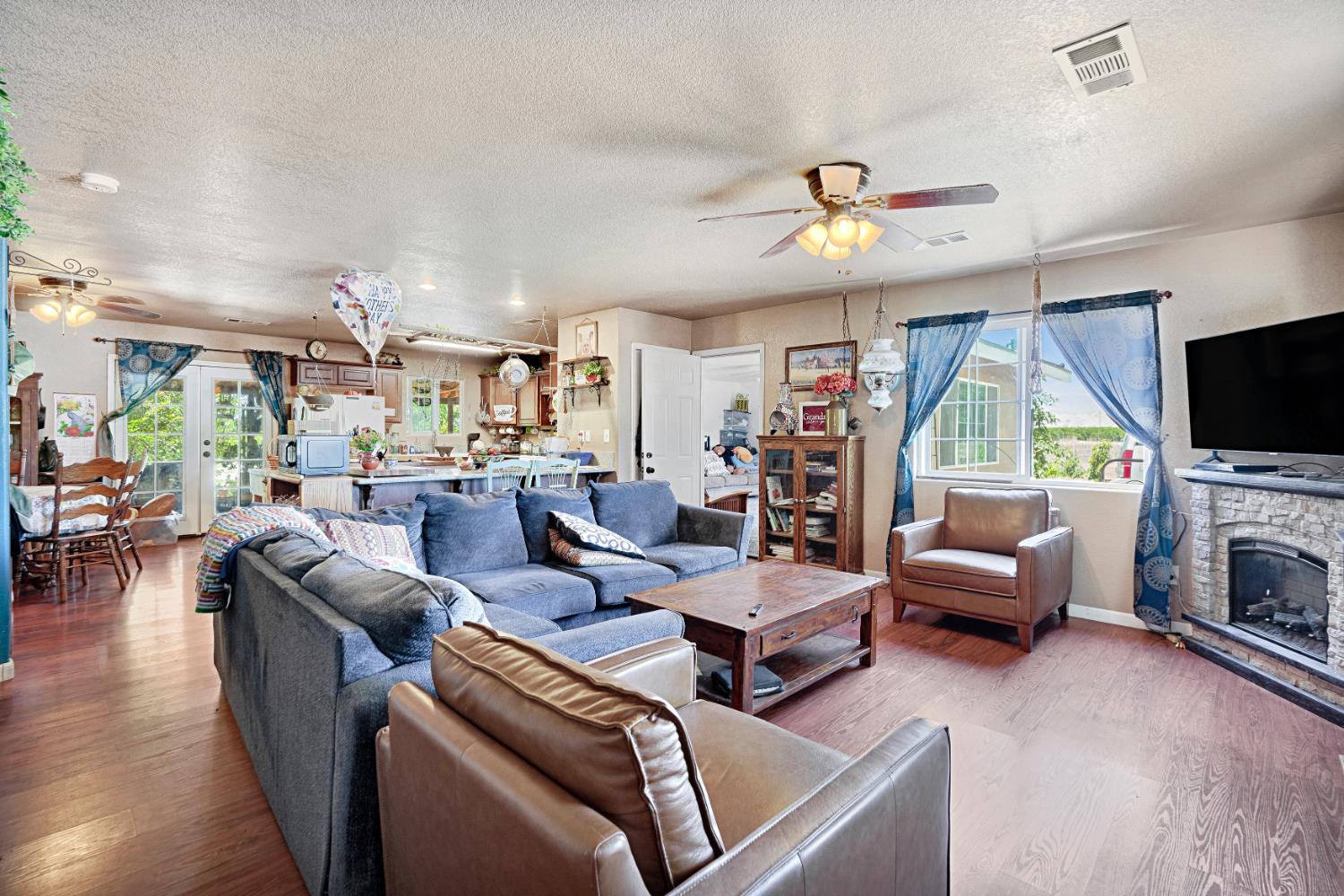 40921 Road 150, Orosi, CA 93647