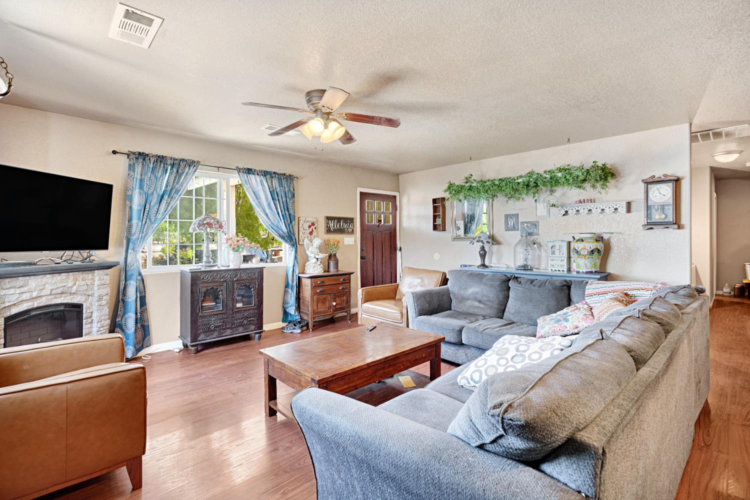 40921 Road 150, Orosi, CA 93647